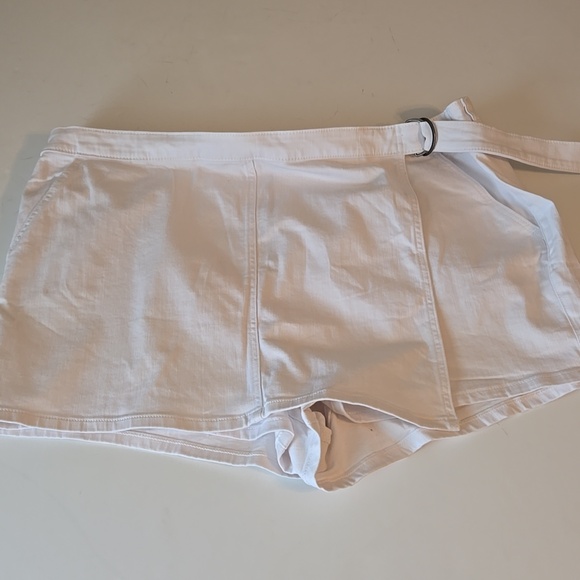 torrid Pants - Torrid White Jean Skort Size 22